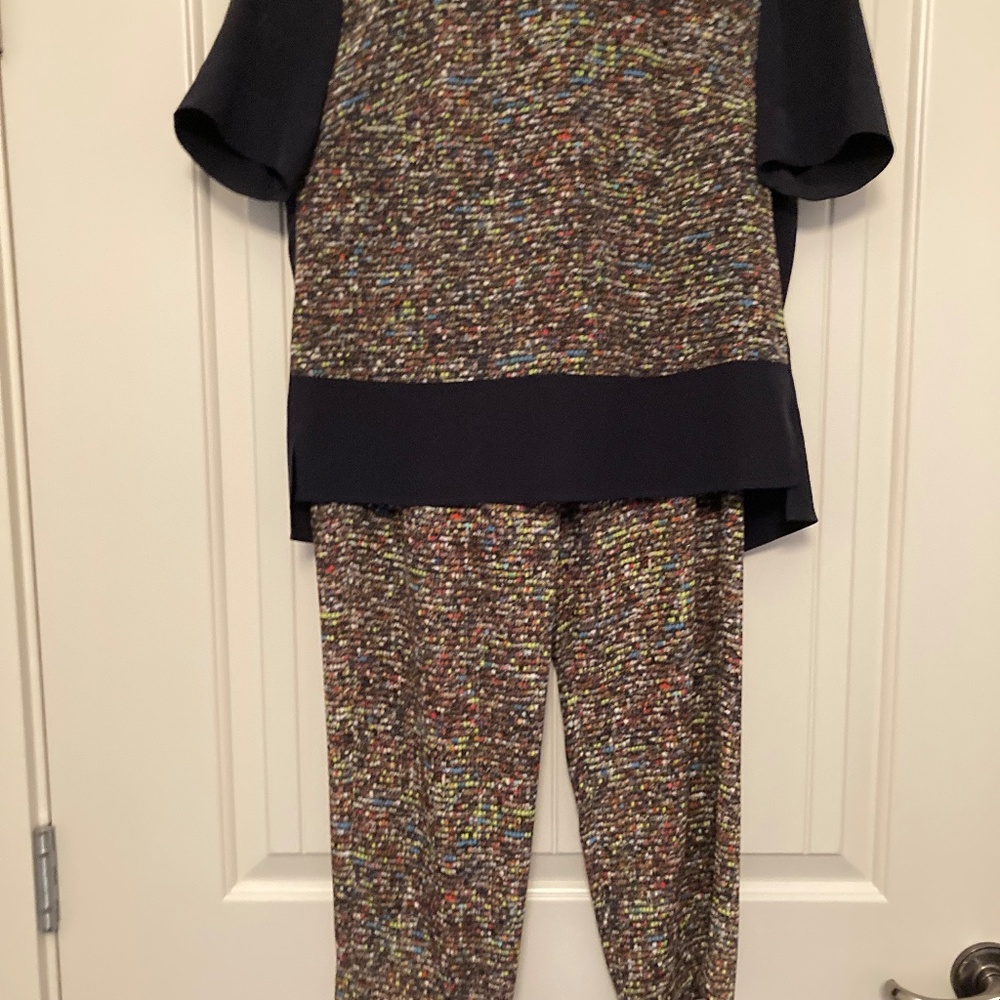 Akris Punto 2 Piece Outfit - Silk - Size 6